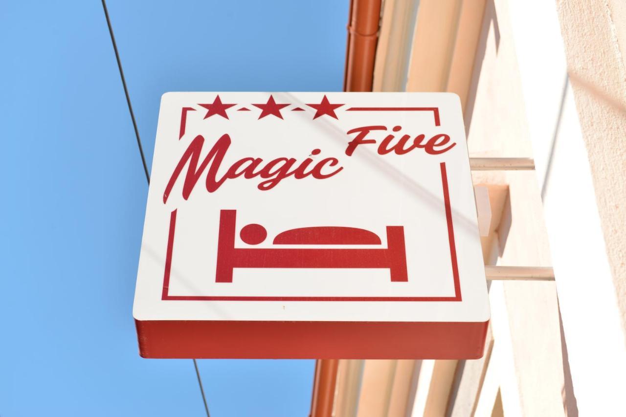Magic Five - Cazare Reghin *** Kültér fotó